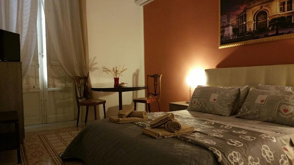 Aragona 74 B&B Palermo Exterior foto